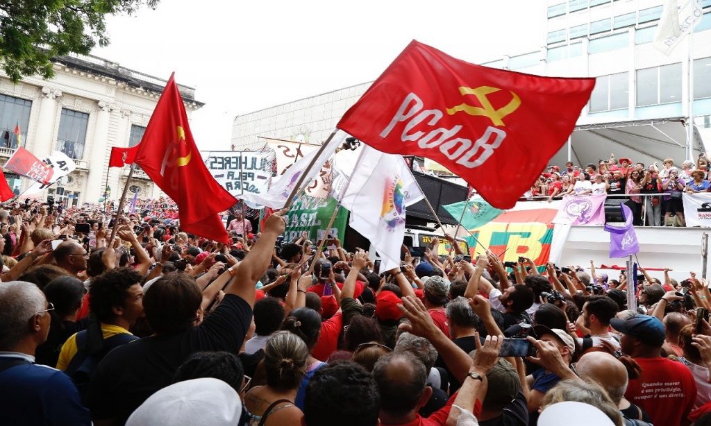 Imagem Ilustrando a Notícia: PCdoB passa a se chamar Movimento 65 e abandona termo comunista