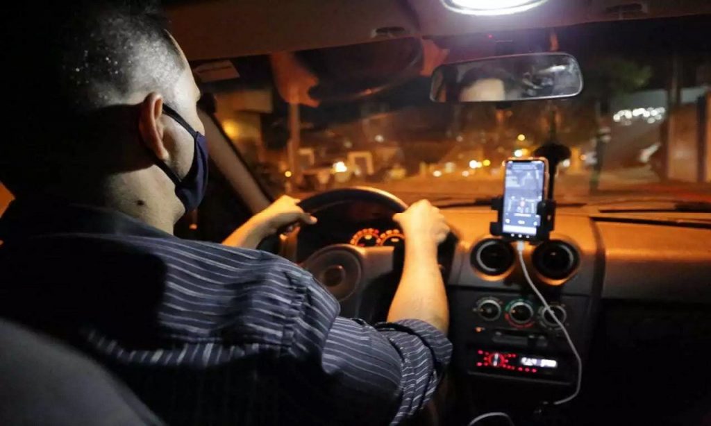 Imagem Ilustrando a Notícia: Motorista de aplicativo acusado de agressão será indenizado, em Rio Verde