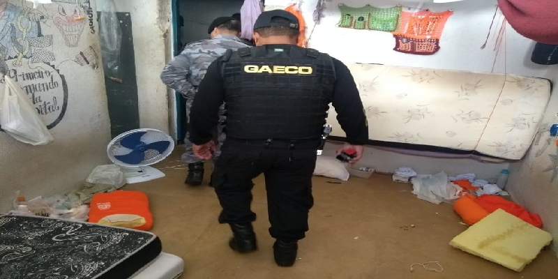 Imagem Ilustrando a Notícia: Operação combate facções criminosas em Goiás