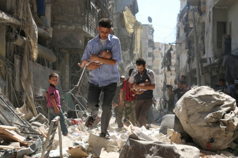 Imagem Ilustrando a Notícia: Terroristas e rebeldes atacam corredor humanitário em Aleppo