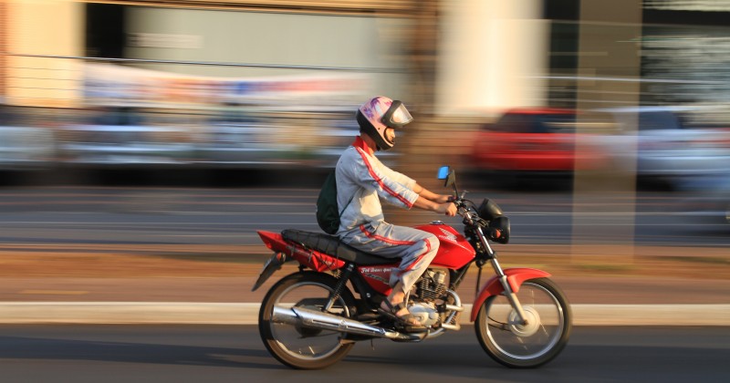 Imagem Ilustrando a Notícia: Motos podem ser  isentas de pedágio nas rodovias estaduais