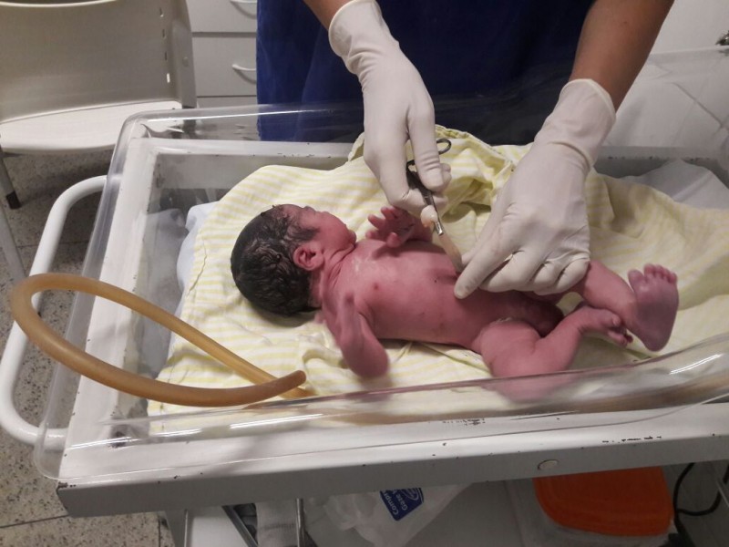 Imagem Ilustrando a Notícia: Bebê nasce dentro de viatura do Corpo de Bombeiros em Catalão
