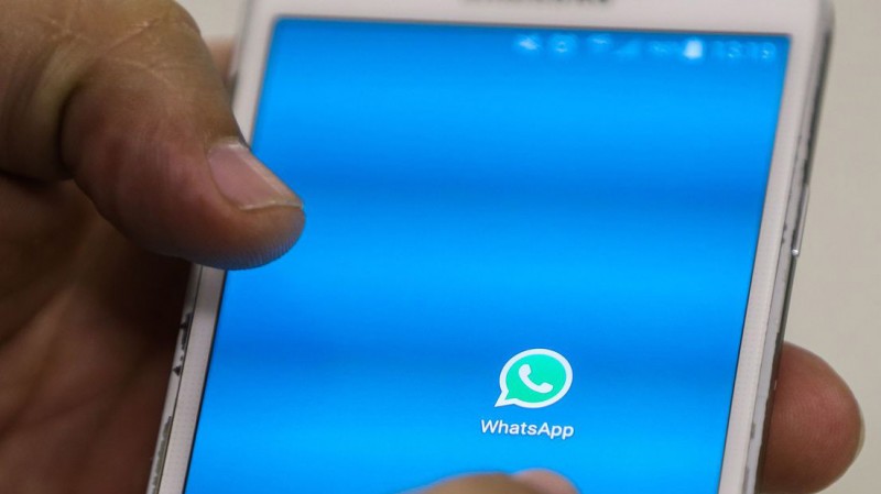 Imagem Ilustrando a Notícia: WhatsApp remove contas de disparo em massa de notícias falsas
