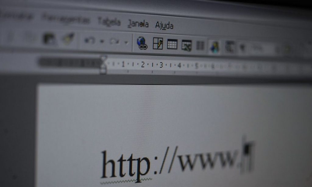 Imagem Ilustrando a Notícia: Criador da WWW propõe contrato para “consertar” internet