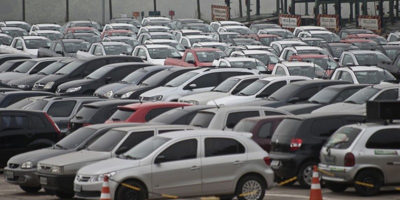Imagem Ilustrando a Notícia: Venda de veículos leves pode ter alta de 11% neste ano