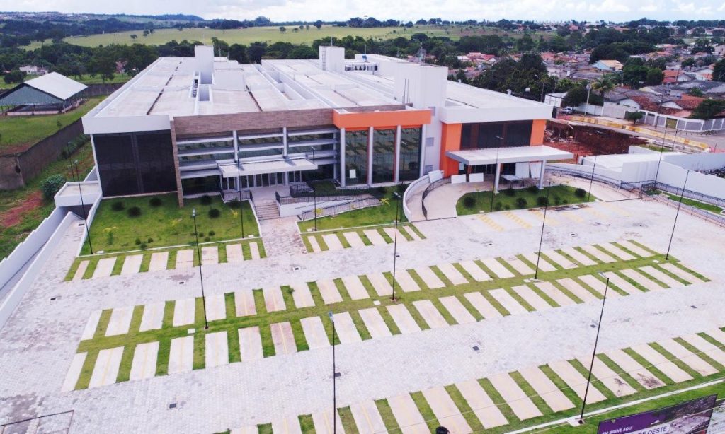 Imagem Ilustrando a Notícia: Obras são intensificadas para antecipar entrega de hospital em Goiânia