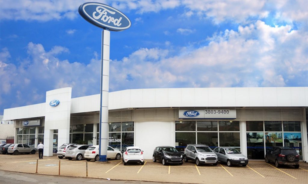 Imagem Ilustrando a Notícia: Saída da Ford vem depois de produção e vendas de veículos encolherem 45%