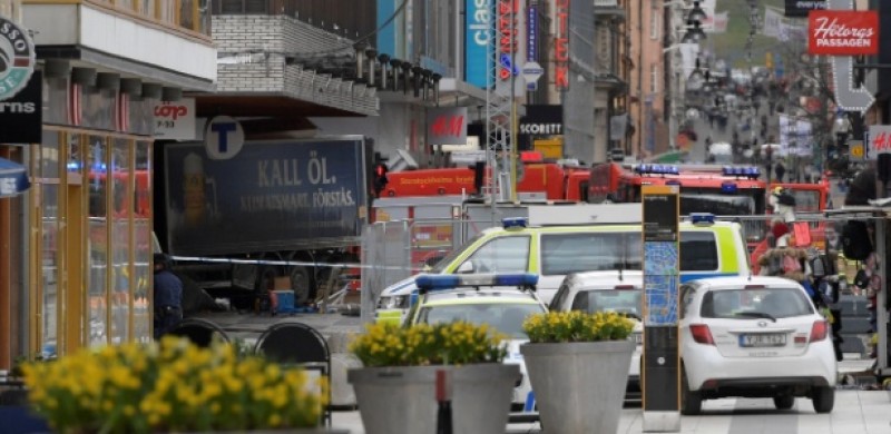 Imagem Ilustrando a Notícia: Polícia sueca informa que ainda não prendeu suspeito de atentado em Estocolmo