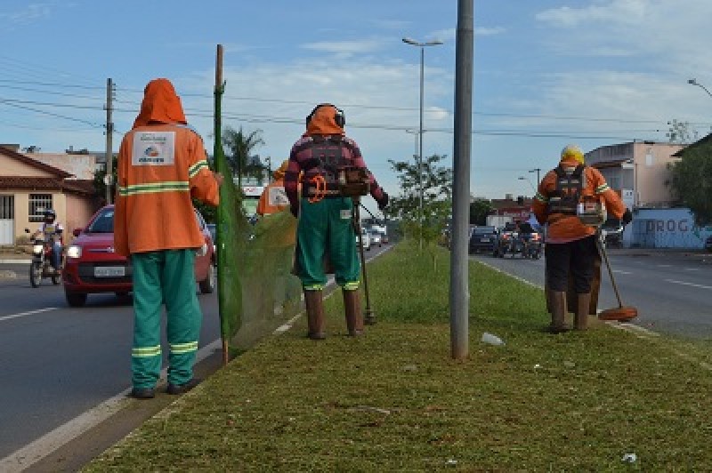Imagem Ilustrando a Notícia: Entulhos dariam para encher um Serra Dourada
