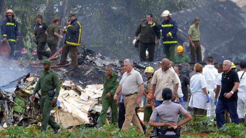 Imagem Ilustrando a Notícia: Legistas já identificaram 20 corpos das vítimas de acidente aéreo