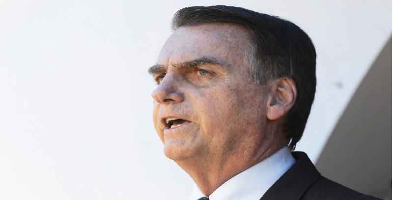 Imagem Ilustrando a Notícia: Bolsonaro diz vai revogar medidas que só servem para arrecadação
