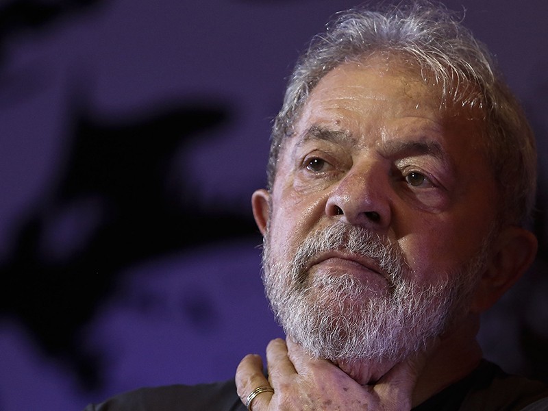 Imagem Ilustrando a Notícia: Parecer contra prisão de Lula após segunda instância é entregue