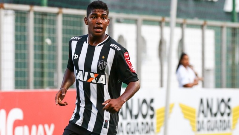 Imagem Ilustrando a Notícia: Vila Nova anuncia mais dois jogadores