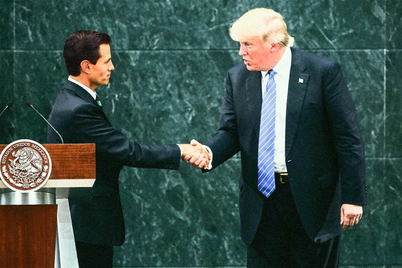 Imagem Ilustrando a Notícia: Presidente mexicano cancela visita aos EUA