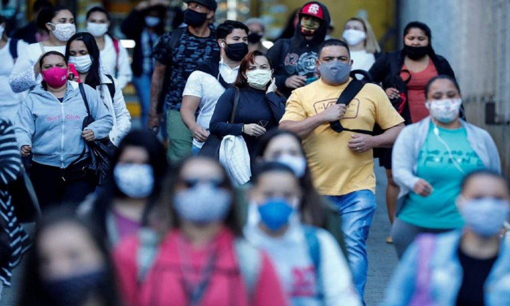 Imagem Ilustrando a Notícia: Uso de máscara se torna obrigatório por lei em Goiânia
