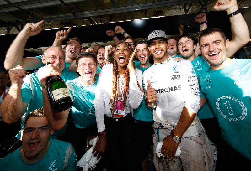 Imagem Ilustrando a Notícia: Lewis Hamilton  ainda tem esperança