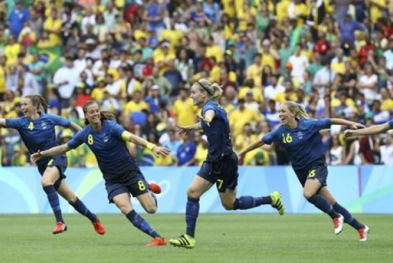 Imagem Ilustrando a Notícia: Brasil perde nos pênaltis para Suécia e vai disputar bronze no futebol feminino