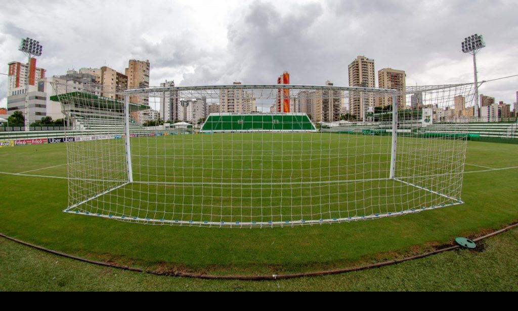 Imagem Ilustrando a Notícia: Goiás inicia venda de ingressos para duelo contra a Aparecidense