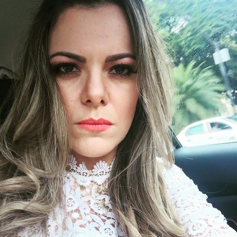 Imagem Ilustrando a Notícia: Ana Paula Valadão recebe “vomitaço” após post polêmico