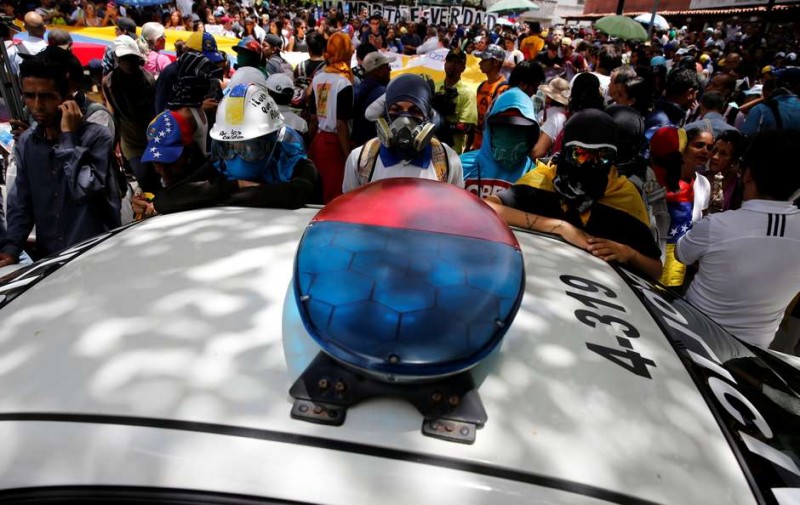 Imagem Ilustrando a Notícia: Mais de 200 pessoas são detidas após saques na Venezuela