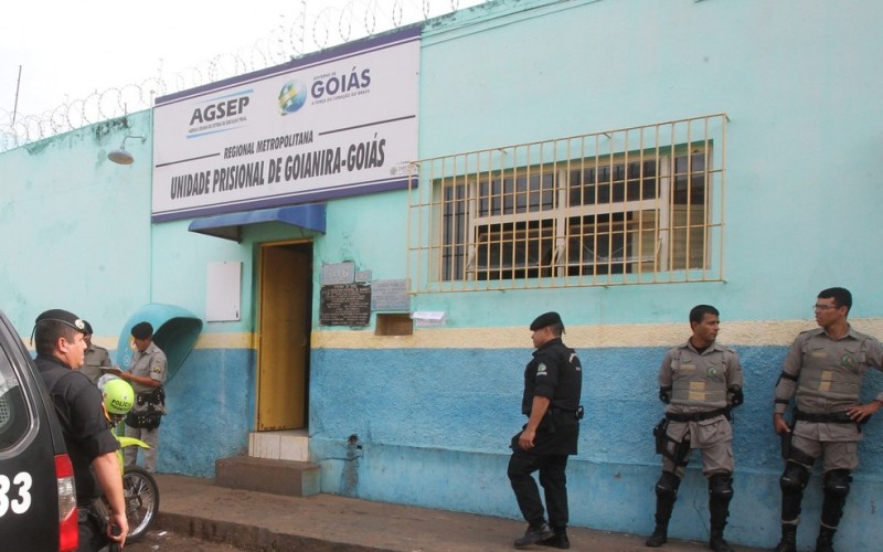 Imagem Ilustrando a Notícia: MPGO  denuncia 14 por envolvimento em morte de detento em Goianira