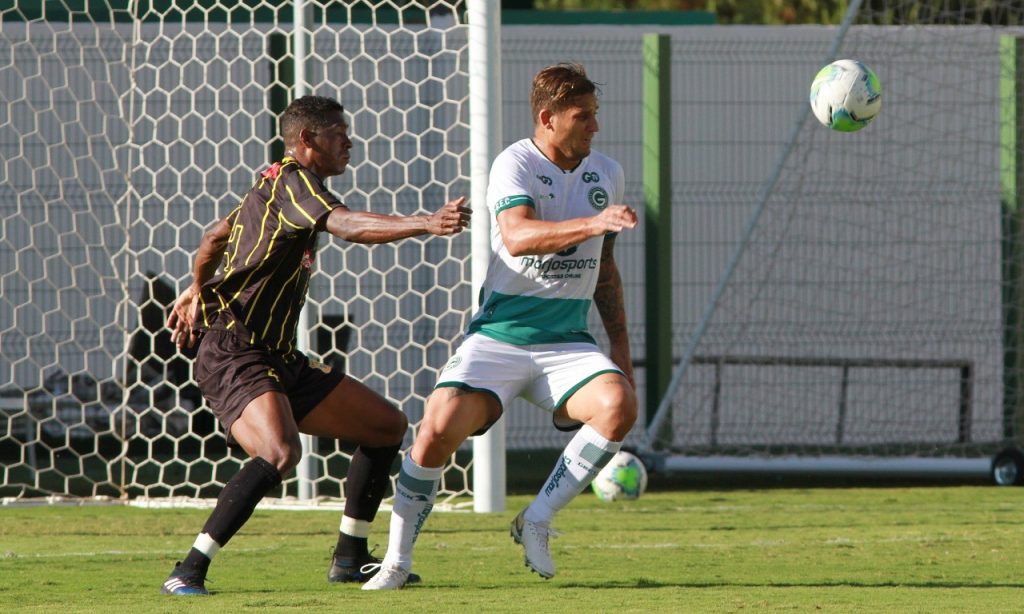 Imagem Ilustrando a Notícia: Rafael Moura compara preparação de amistosos à jogos oficiais: “Não é a mesma adrenalina”