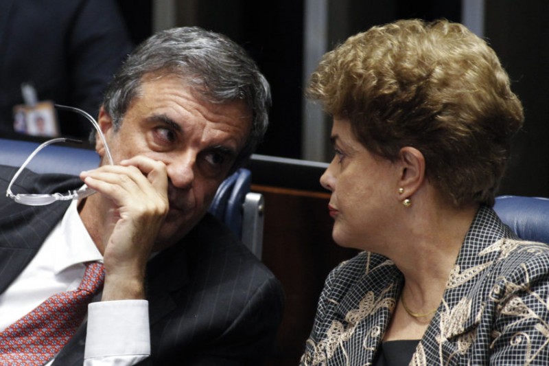 Imagem Ilustrando a Notícia: Defesa de Dilma vai recorrer ao Supremo Tribunal Federal
