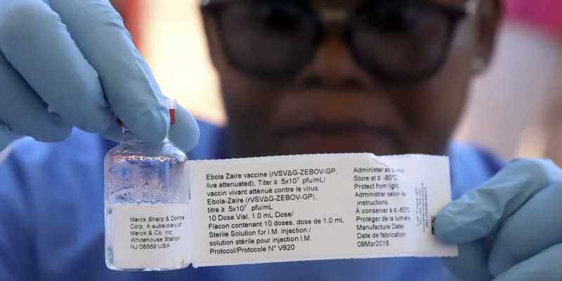Imagem Ilustrando a Notícia: Autoridades reduzem para 202 mortes por ebola