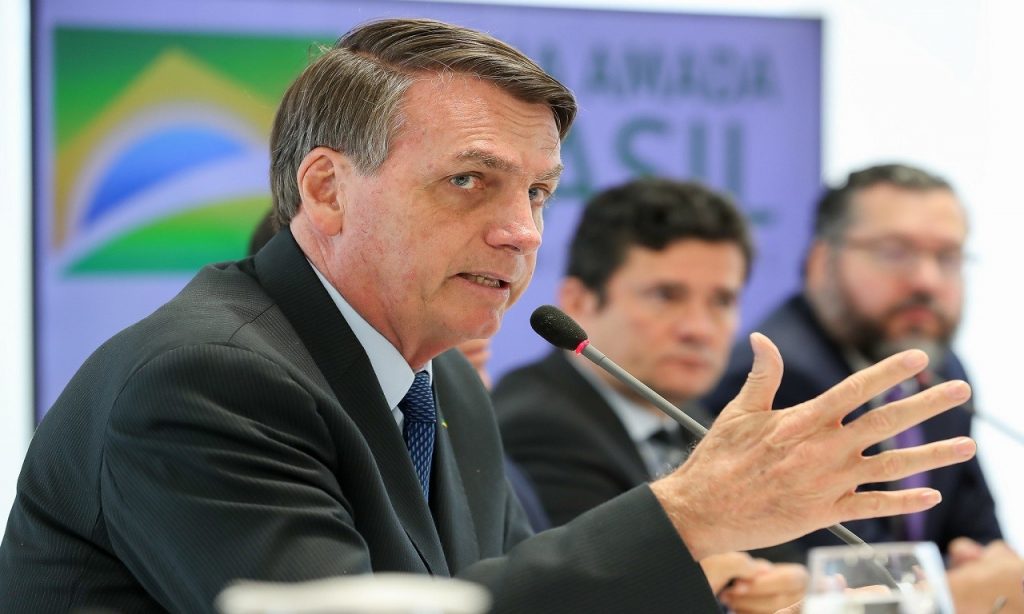 Imagem Ilustrando a Notícia: Em nota, Bolsonaro acredita em arquivamento de inquérito sobre PF