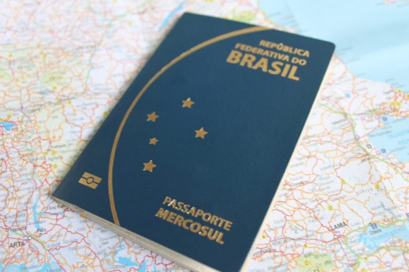 Imagem Ilustrando a Notícia: Governo diz que convênios internacionais custearão emissão de passaportes