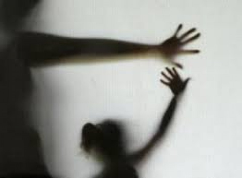 Imagem Ilustrando a Notícia: Suspeito de estuprar criança de 9 anos é preso
