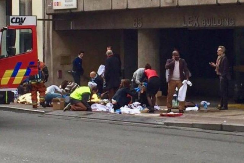 Imagem Ilustrando a Notícia: Bruxelas: novo balanço registra 26 mortos e 136 feridos em explosões