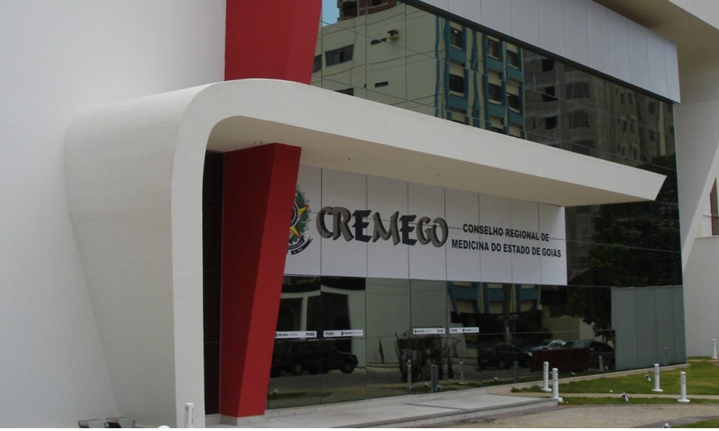 Imagem Ilustrando a Notícia: Cremego recomenda suspensão de cirurgias na Região Metropolitana de Goiânia