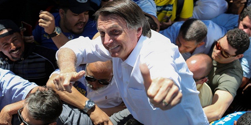 Imagem Ilustrando a Notícia: TSE aprova candidatura de Jair Bolsonaro (PSL) à Presidência