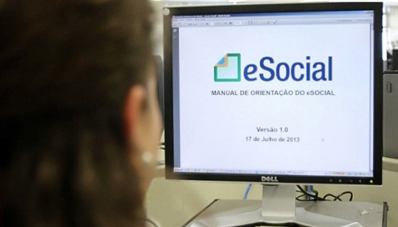 Imagem Ilustrando a Notícia: Termina amanhã prazo para empregador doméstico pagar eSocial