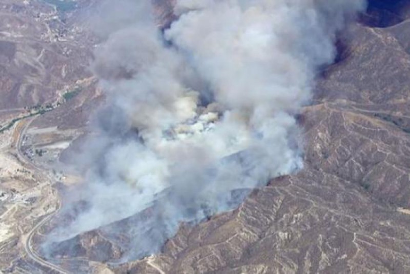 Imagem Ilustrando a Notícia: Incêndio Califórnia avança e preocupa autoridades