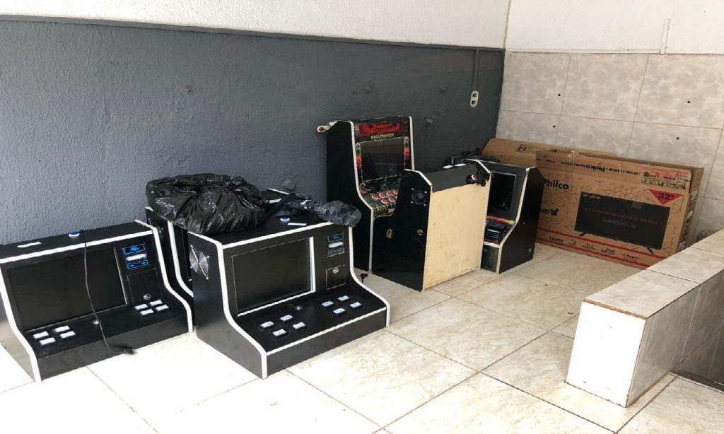 Imagem Ilustrando a Notícia: Operação da PC desarticula esquema de jogos de azar em Goiás