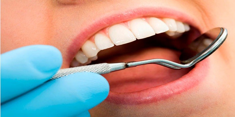 Imagem Ilustrando a Notícia: Pesquisa revela que perda de dentes pode ter relação com diabetes
