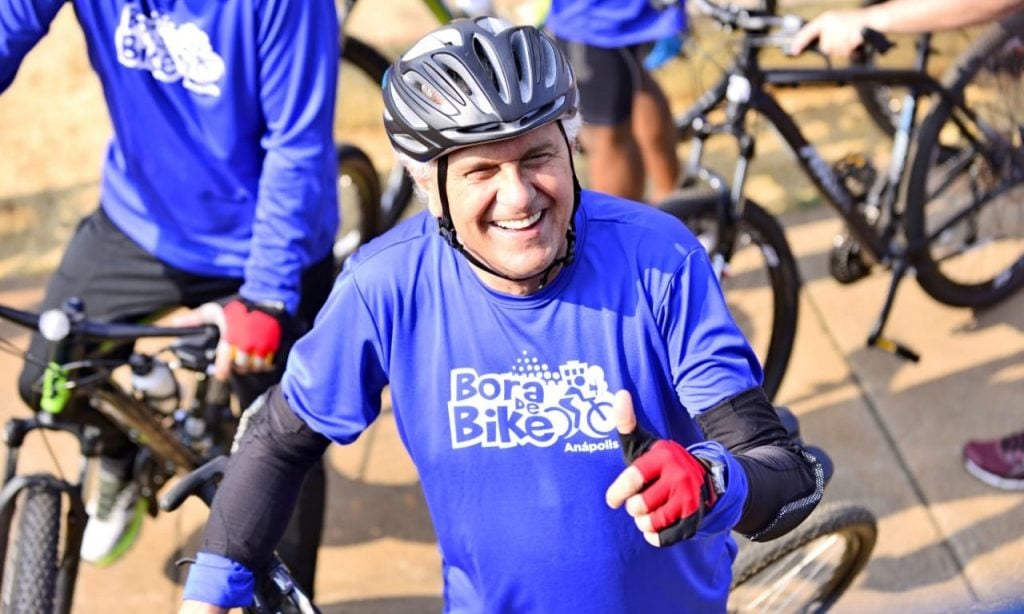 Imagem Ilustrando a Notícia: Governador participa da 2ª edição do Bora de Bike, em Anápolis