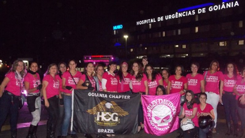 Imagem Ilustrando a Notícia: Passeio Rosa em Goiânia beneficia pacientes com câncer