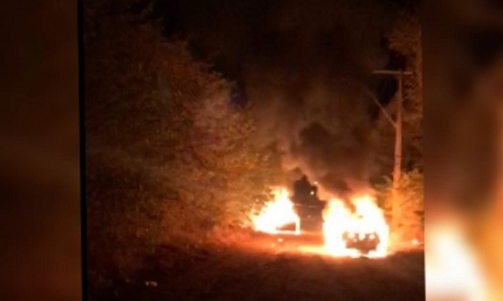 Imagem Ilustrando a Notícia: Festa clandestina termina com carros incendiados e pânico em Brasília