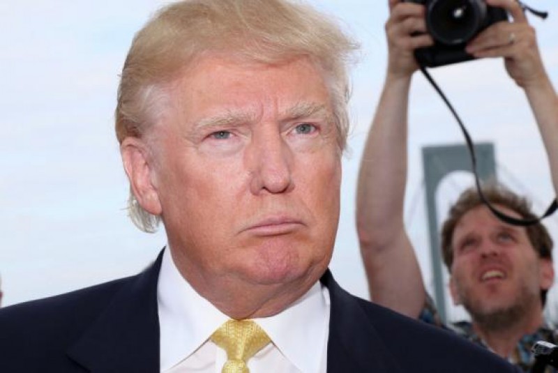 Imagem Ilustrando a Notícia: Donald Trump ameaça cancelar encontro com presidente mexicano