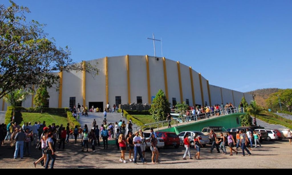 Imagem Ilustrando a Notícia: Niquelânia realiza 271ª Romaria de Nossa Senhora do Muquém