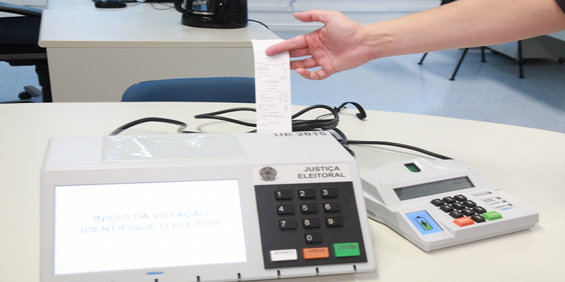 Imagem Ilustrando a Notícia: STF começa a julgar validade do voto impresso nas eleições