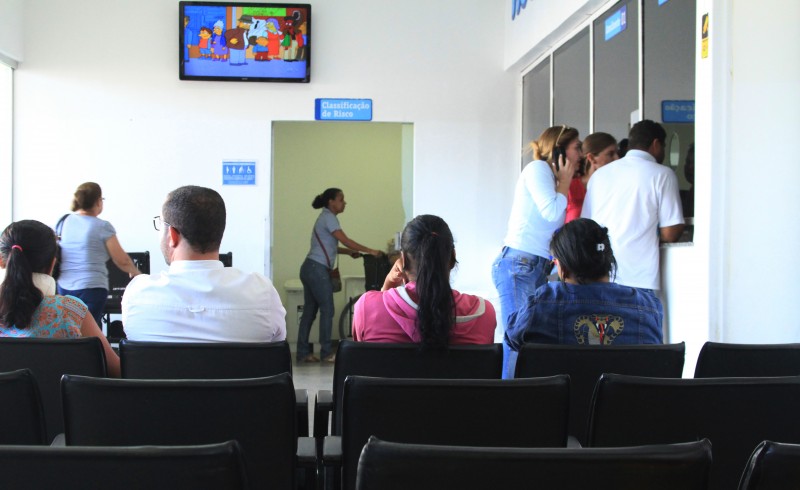 Imagem Ilustrando a Notícia: Falta de prevenção lota salas de espera de hospitais públicos