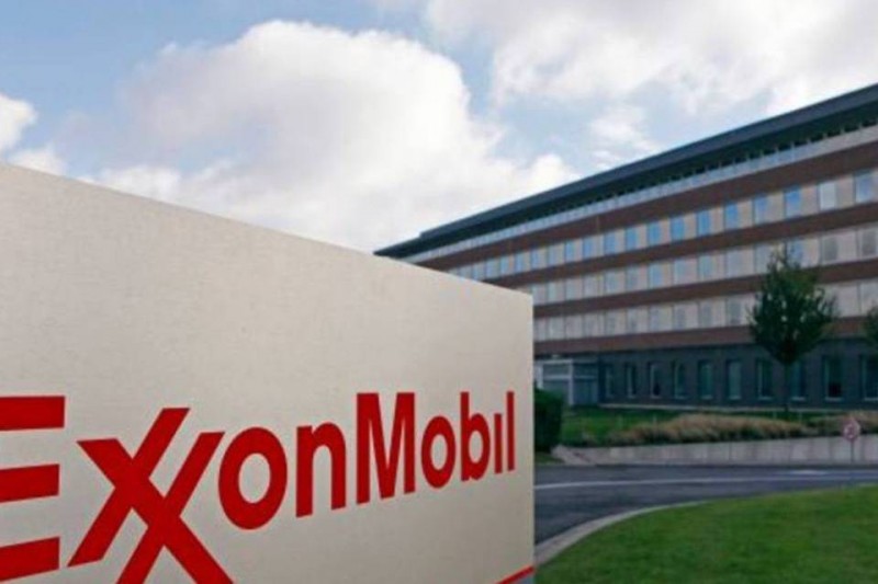 Imagem Ilustrando a Notícia: Petrobras e ExxonMobil fecham cooperação para avaliar oportunidades de negócios