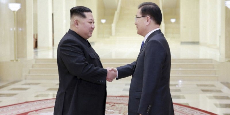 Imagem Ilustrando a Notícia: Coreias e EUA verificam desarmamento da zona de segurança