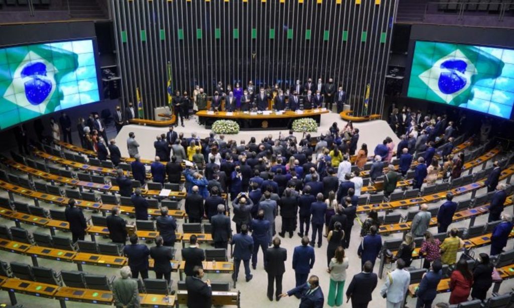 Imagem Ilustrando a Notícia: Câmara pode votar na terça-feira novo marco legal do mercado de câmbio