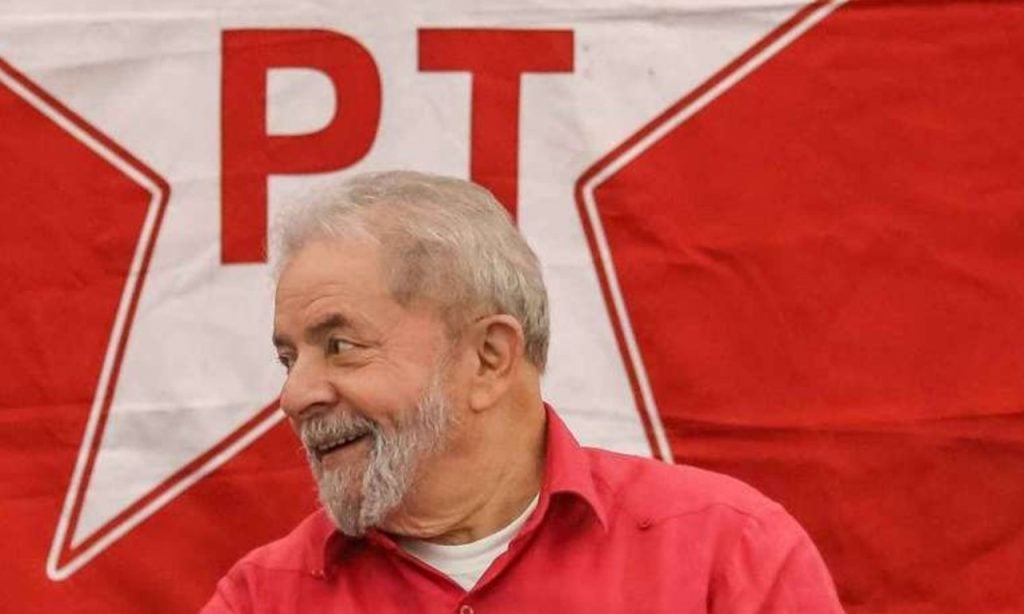 Imagem Ilustrando a Notícia: Fachin anula condenações contra Lula