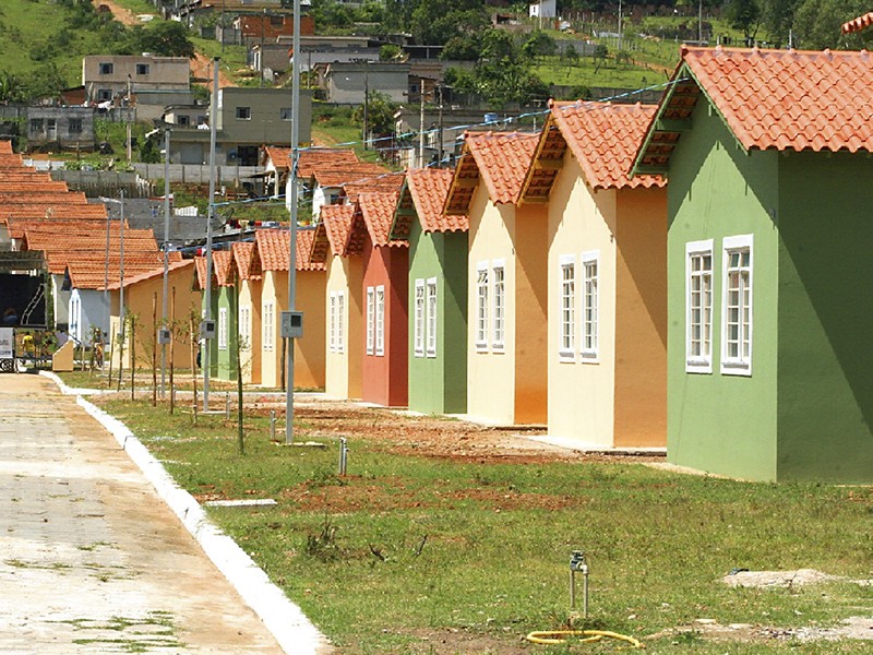 Imagem Ilustrando a Notícia: Recursos possibilitam a construção de 590 casas em Goiás